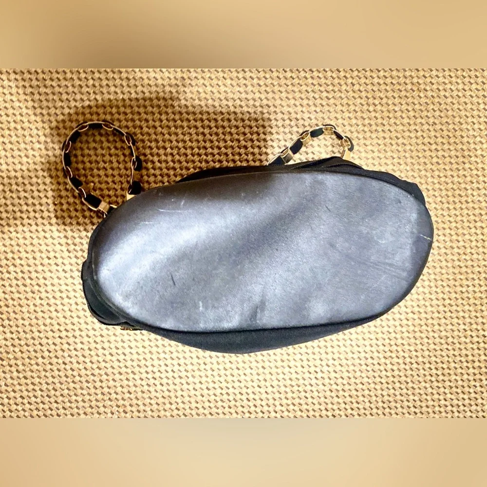 Salvatore Ferragamo Canvas Black Chain Strap Bag - Picture 8 of 17